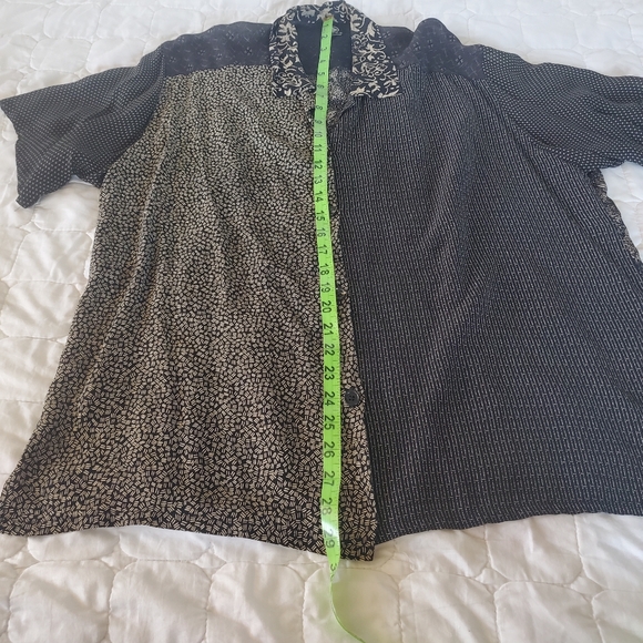 Top - Picture 4 of 9